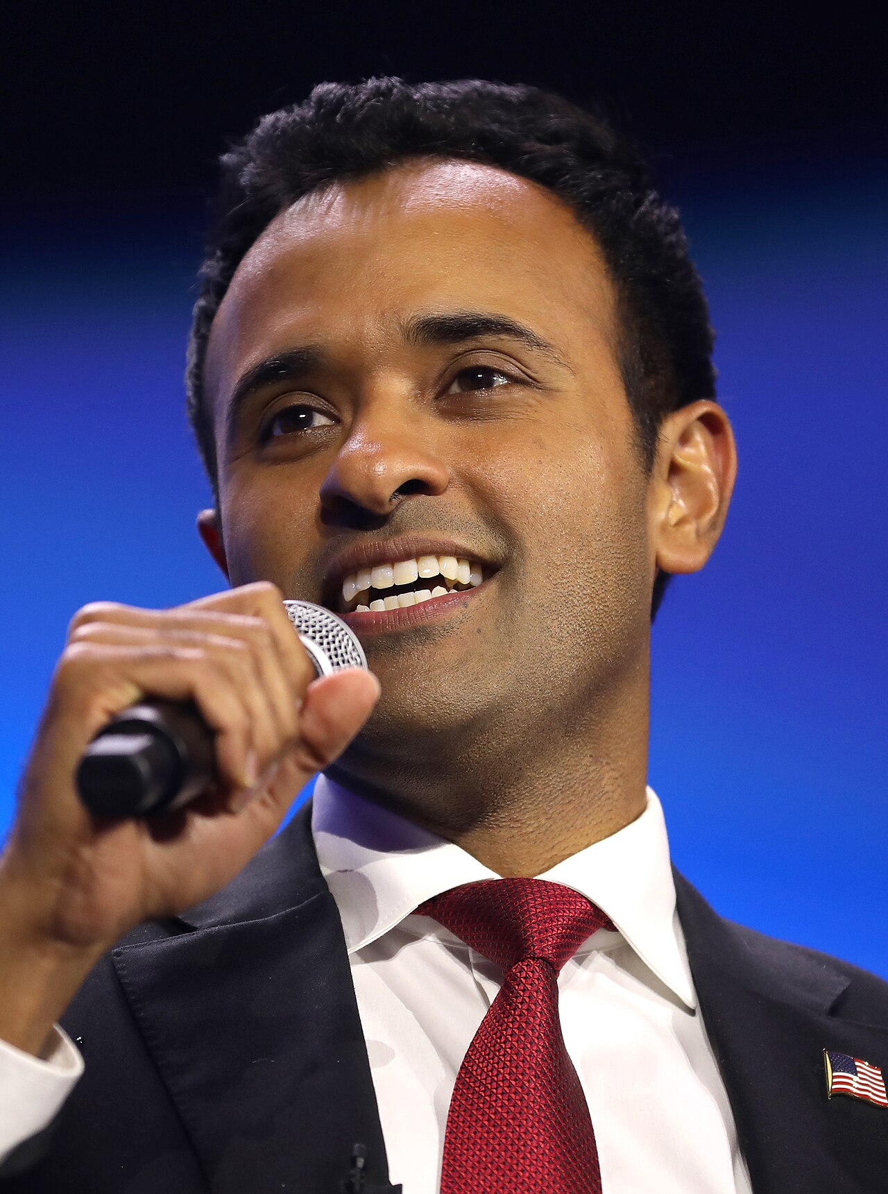 Vivek Ramaswamy speaking at an event in West Palm Beach, Florida.