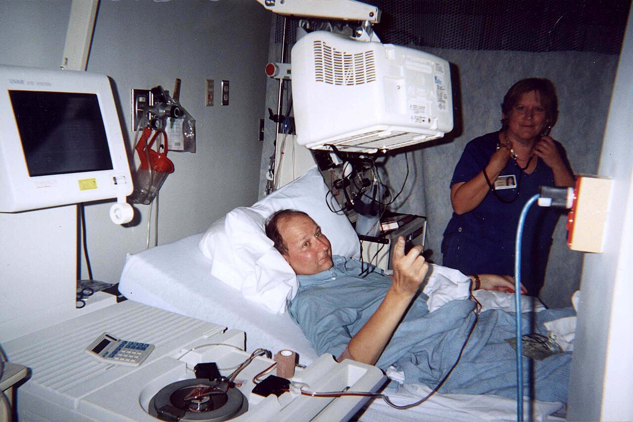 Suffering from pulmonary fibrosis, Navy Capt. John Pasko, a career submariner recently found himself in a race for a lung transplant. Photo Courtesy of the Pasko Family. (RELEASED)