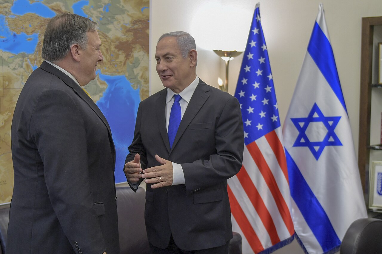 U.S. Secretary of State Mike Pompeo speaks with Benjamin Netanyahu, the Prime Minister of Israel, in Tel Aviv, on April 29, 2018. (State Department photo by Ron Przysucha / Public Domain)