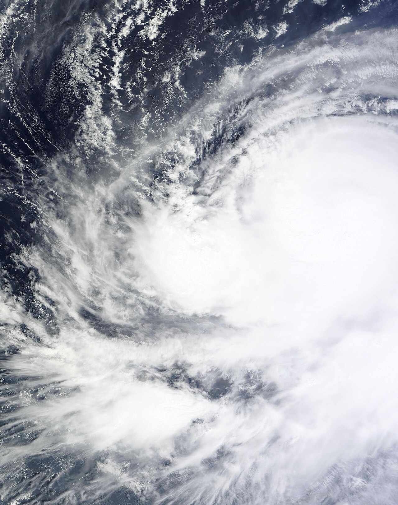 Typhoon Champi intensifying on October 17, 2015
