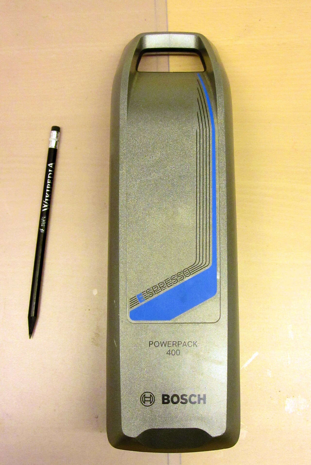 Bosch Li-Ion-battery "Powerpack 400" for Bosch Pedelecs. 36 V, 11 Ah, 400 Wh A pencil as a size comparison